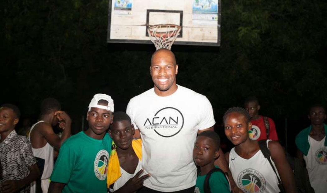 Enfants du Bénin. Camp de basketball